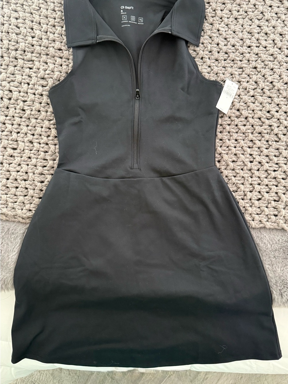 GAP Black Sleeveless Zip-Front Mini Dress